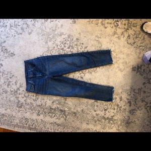 Like new bdg raw hem ankle fit jeans
